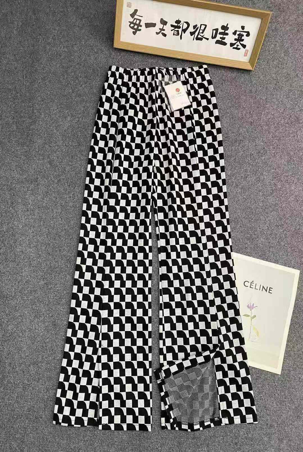 Women chess grid flared pants