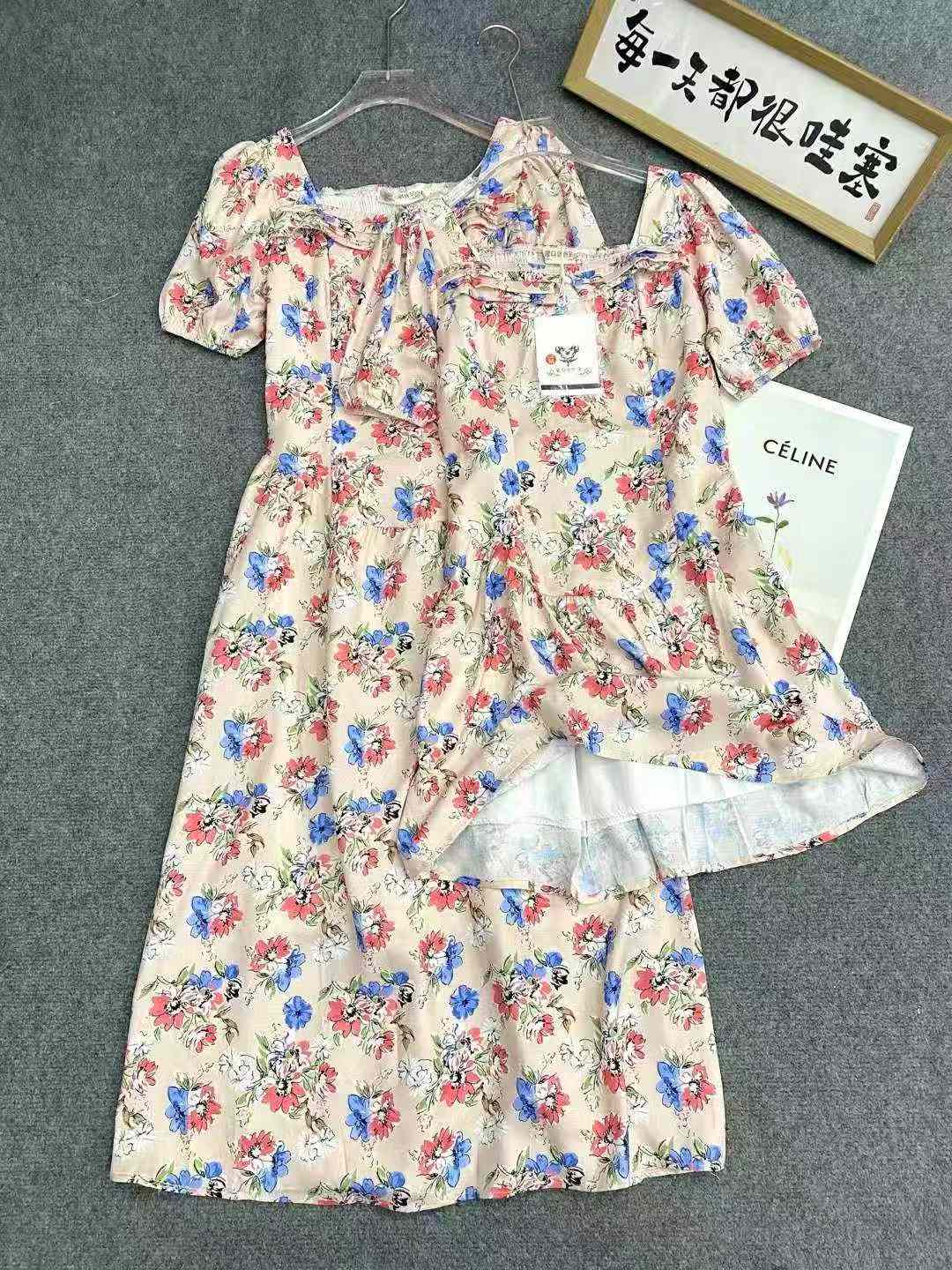 Women floral dresses