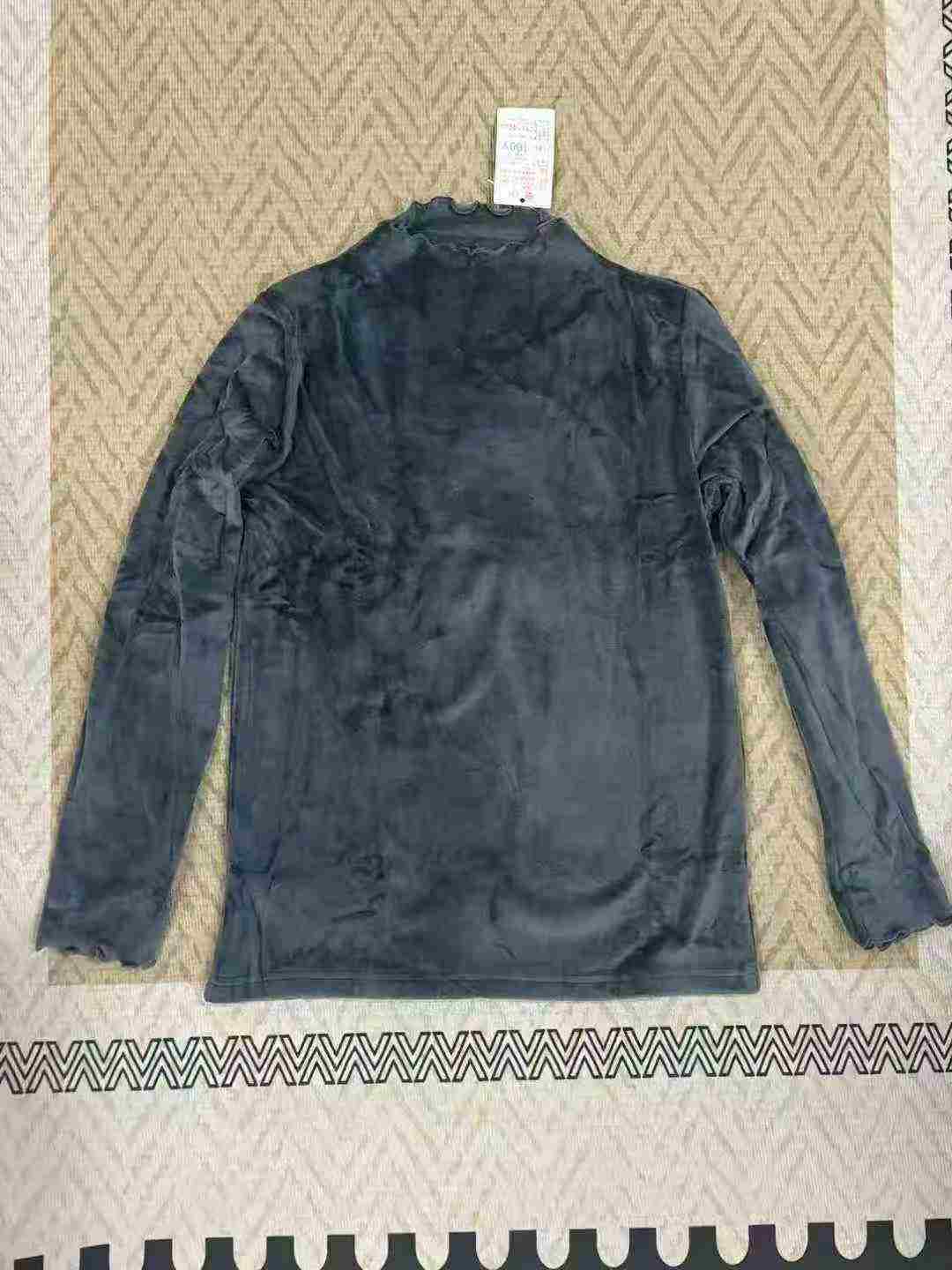 Children's half-neck wooden earflap base layer top