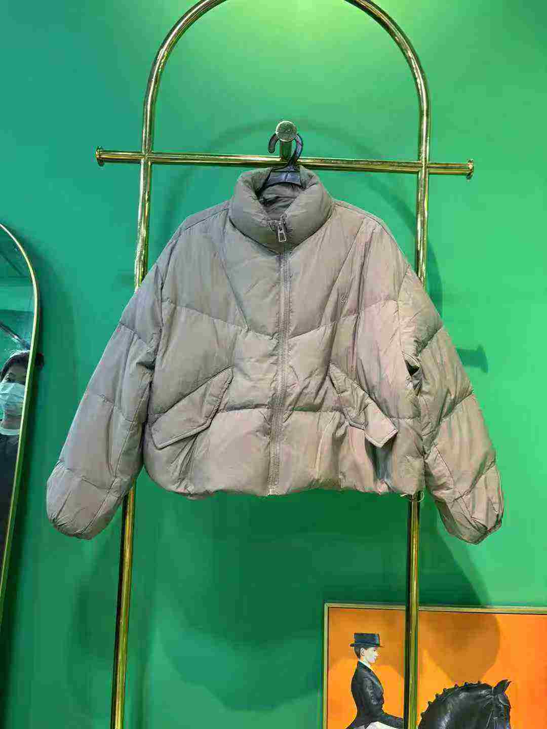 Women's down and feather coat for short jackets