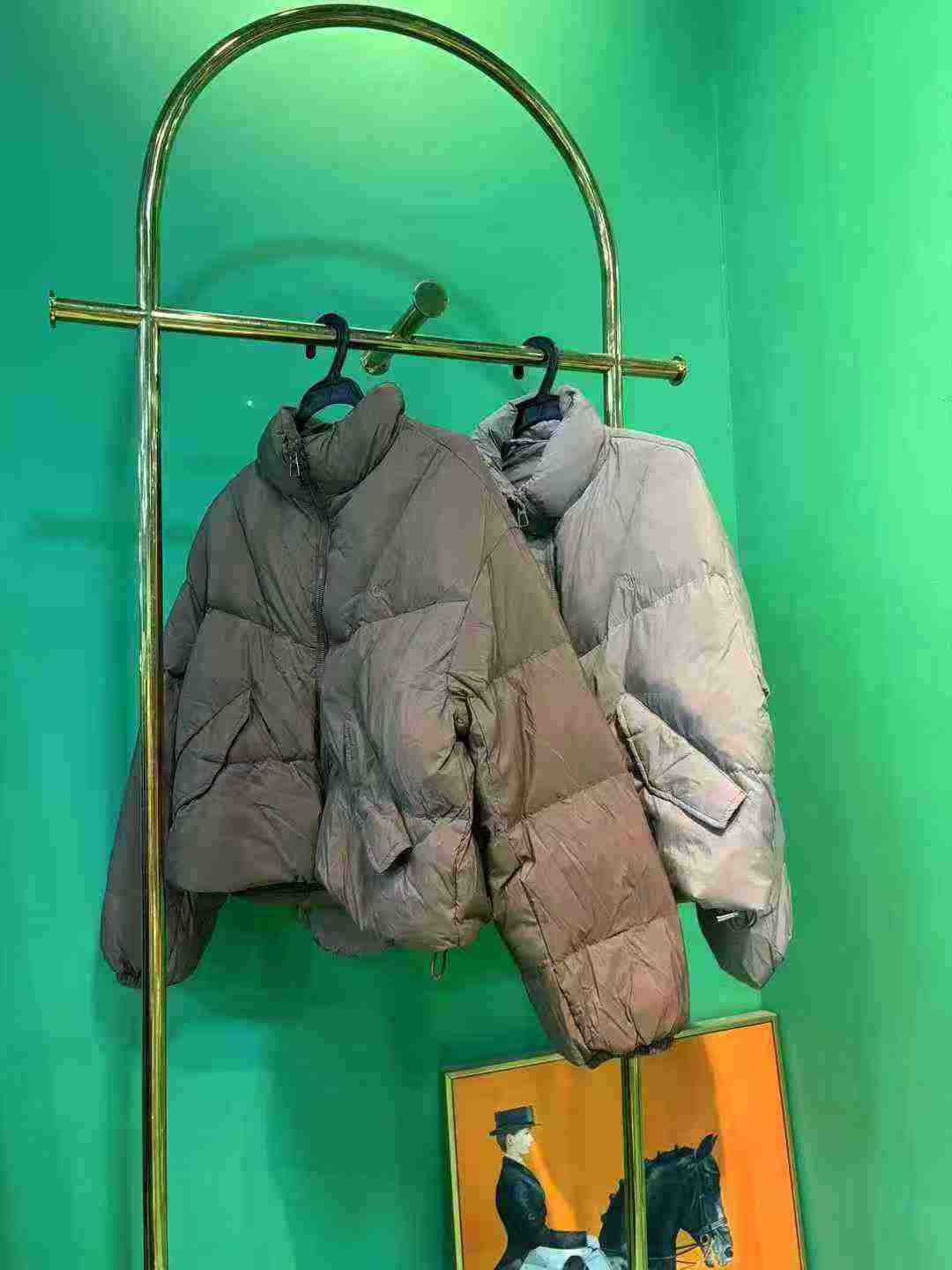 Women's down and feather coat for short jackets