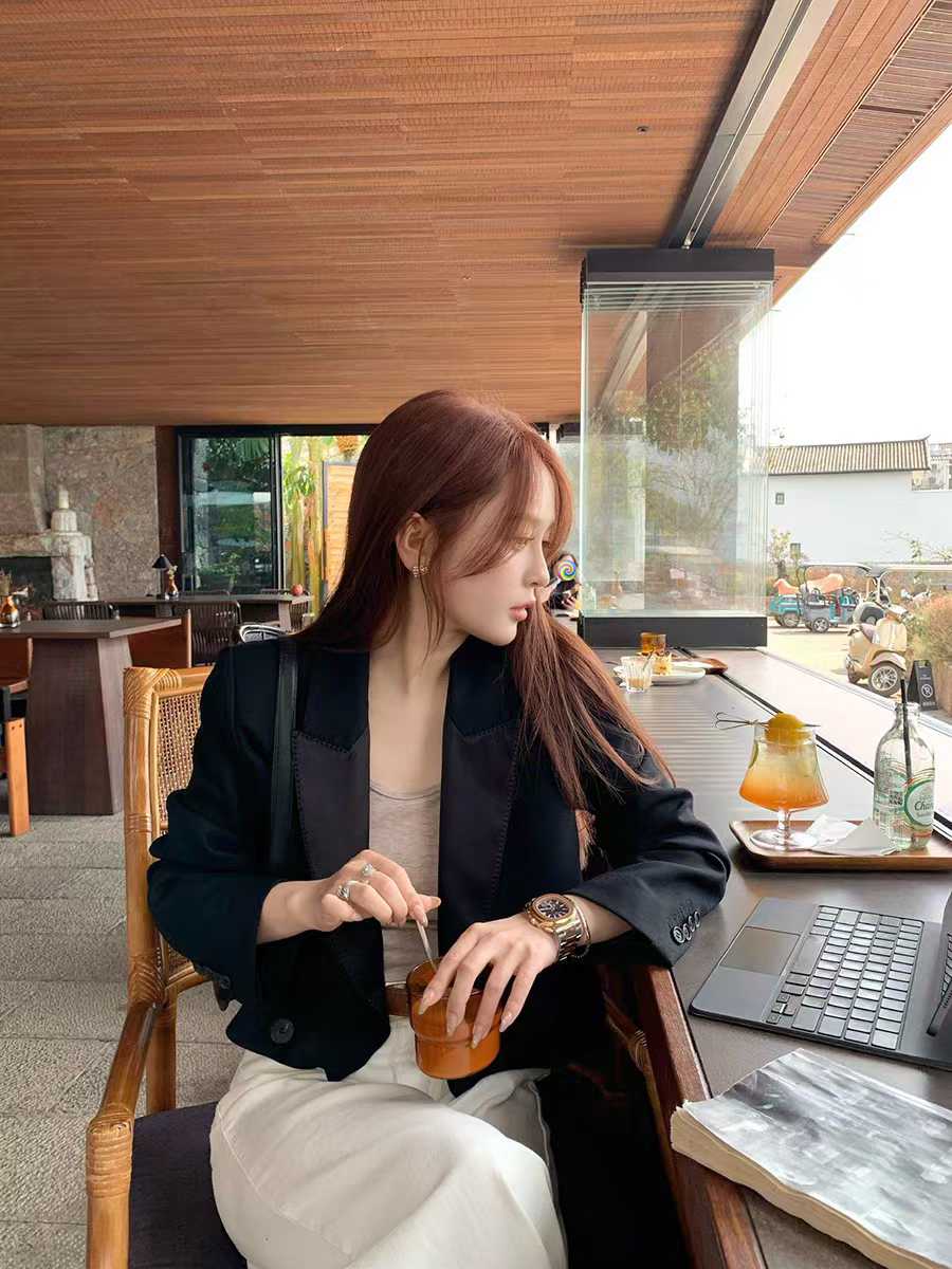 Women suit jacket black