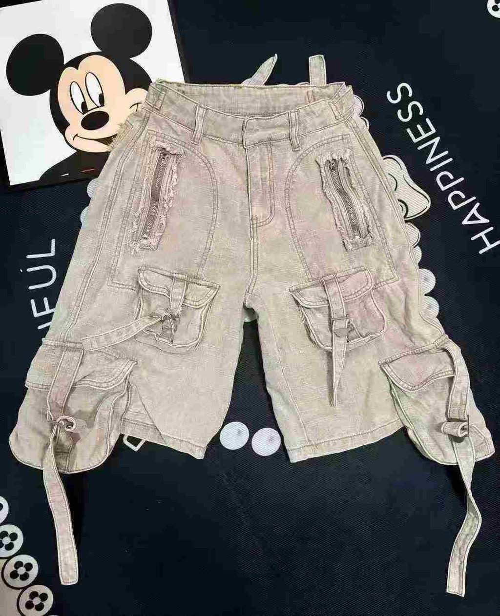 Women's worker wearing five-inch short forestry work pants