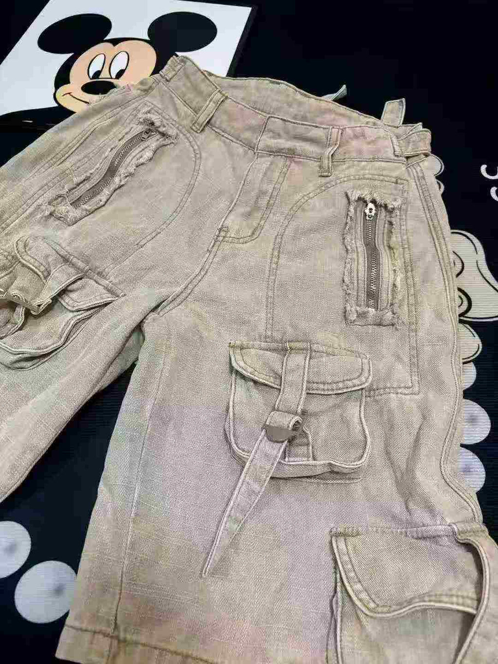 Women's worker wearing five-inch short forestry work pants