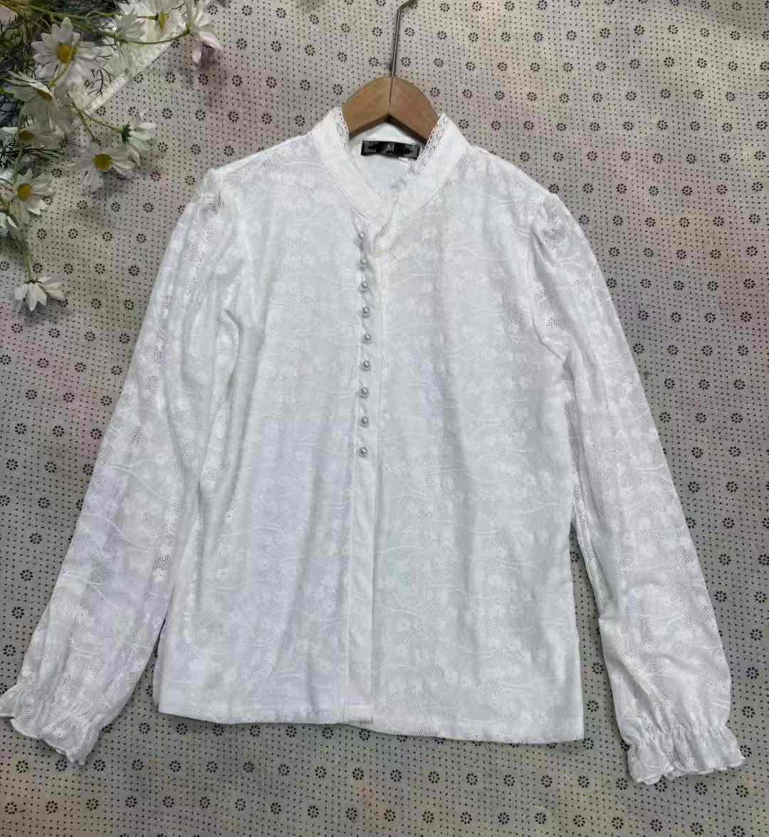 Women lace shirt white