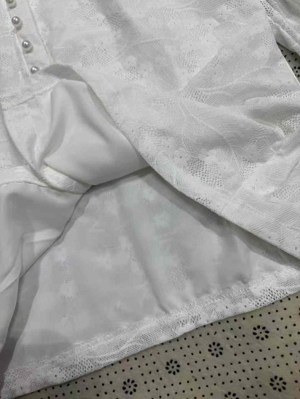 Women lace shirt white