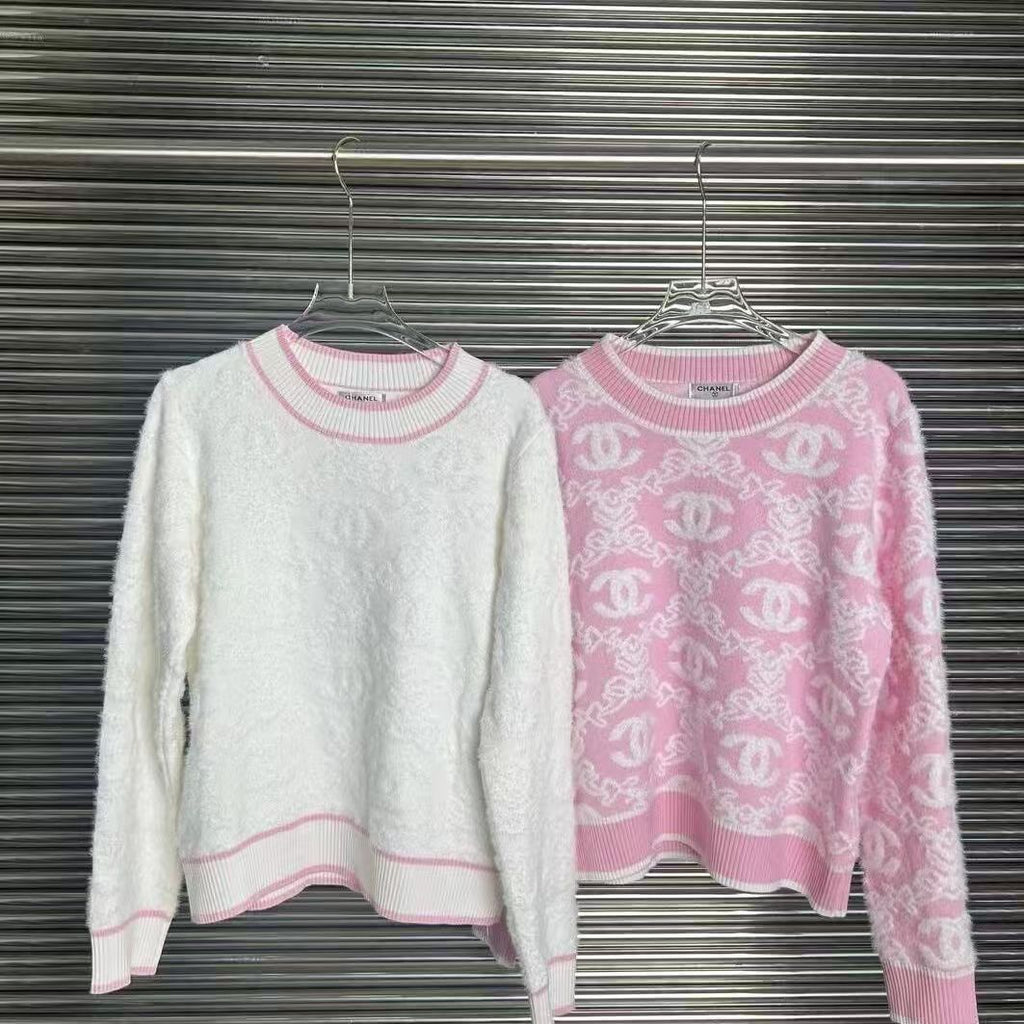 Chanel Women's pullover sweater