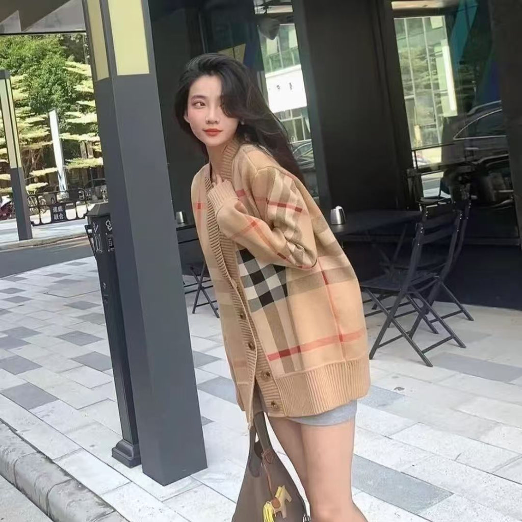 Women and Men knitted cardigan