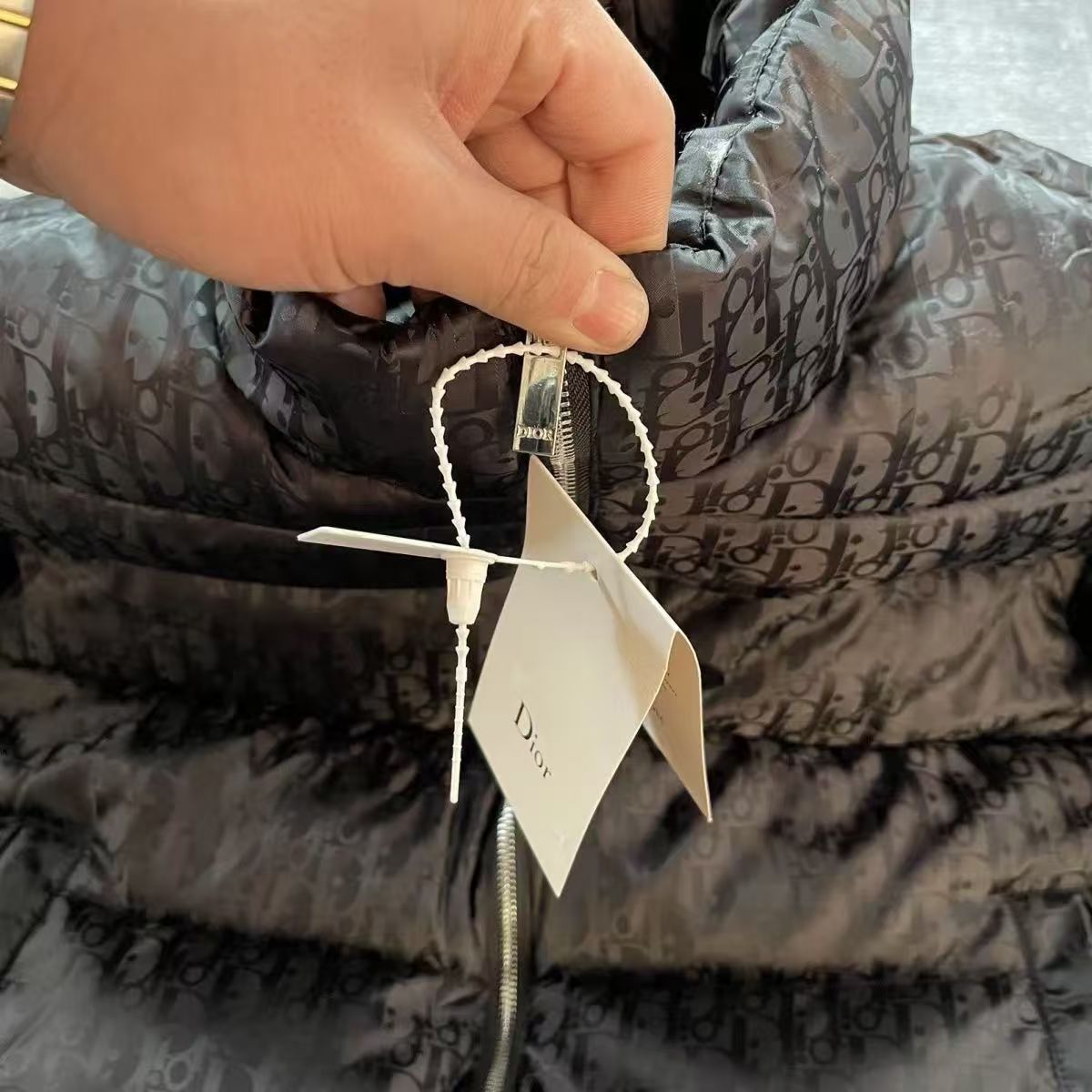 Men's high-neck down jacket