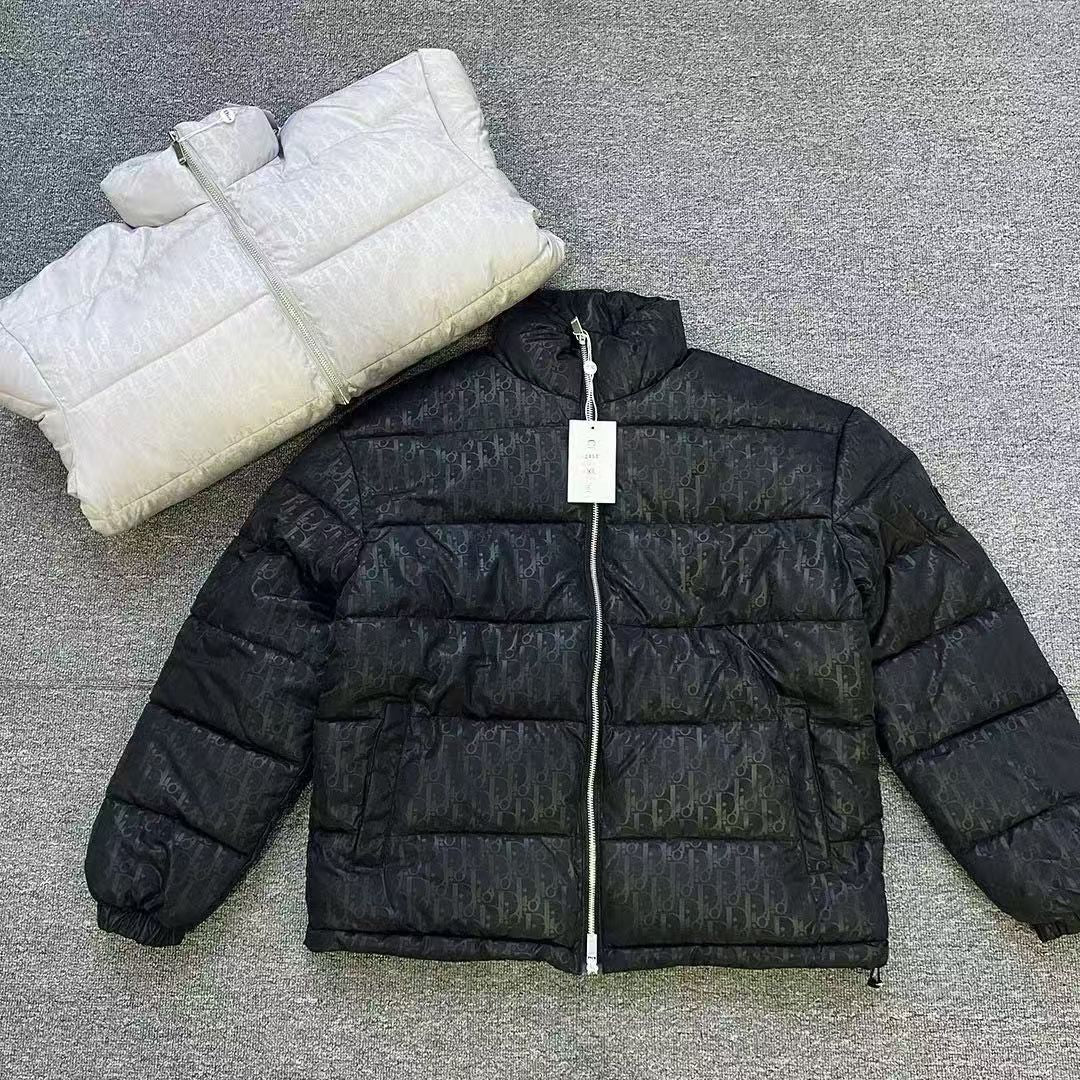 Men's high-neck down jacket