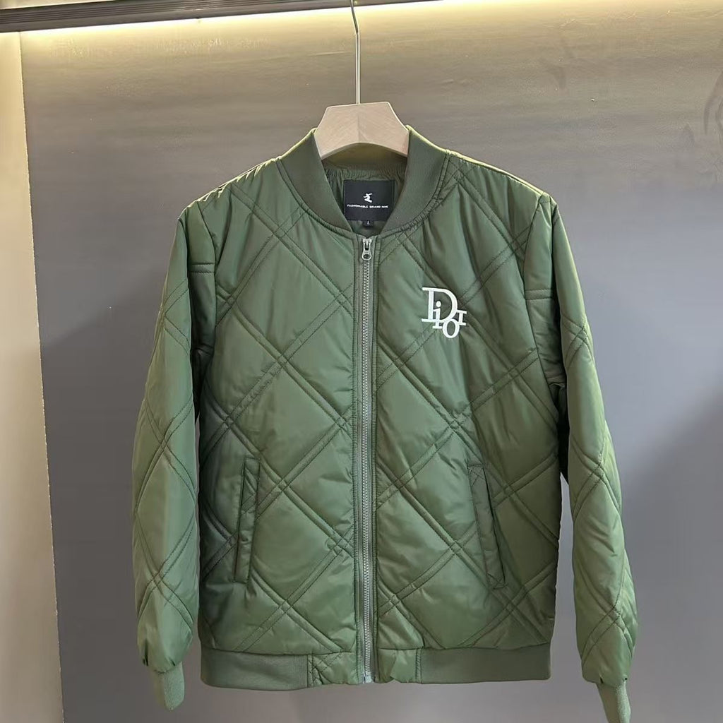 Diamond-shaped grid jacket