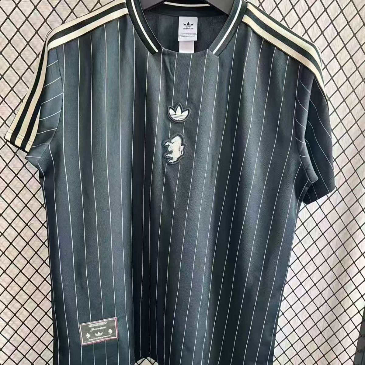 Juventus Retro Dark Green Football Jersey