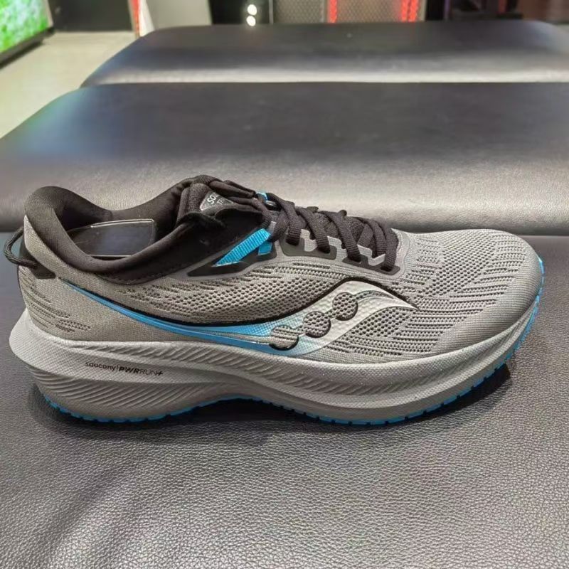 Lightweight Casual Sports Shoes