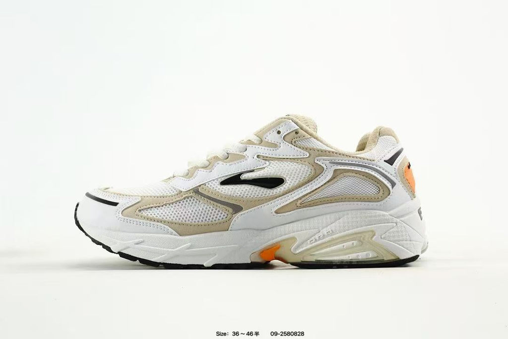 Relaxing and Lightweight Sports Shoes