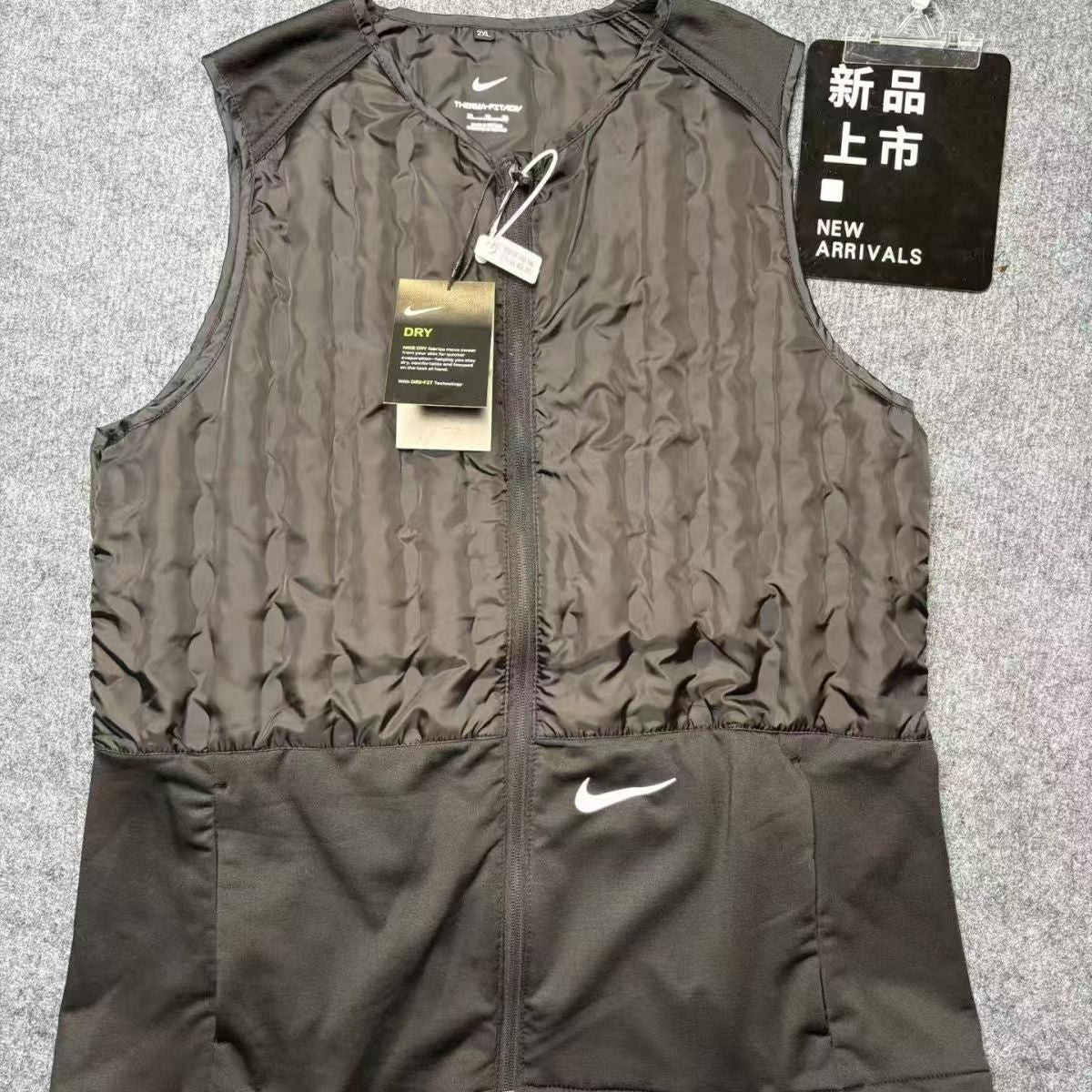 NIKE Down jacket