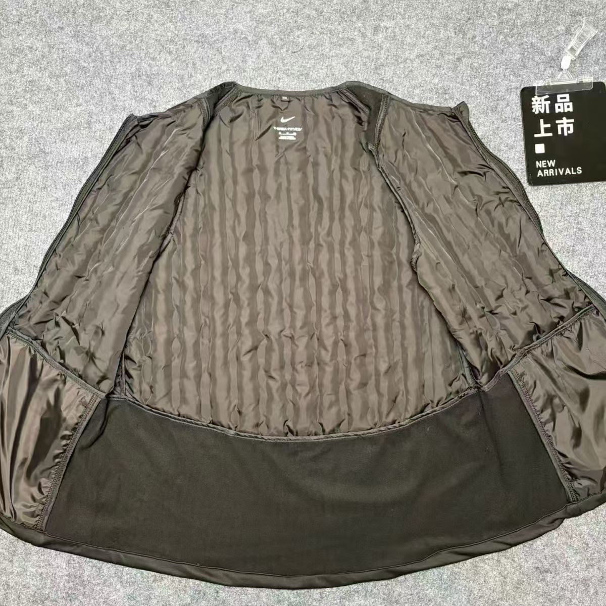 NIKE Down jacket