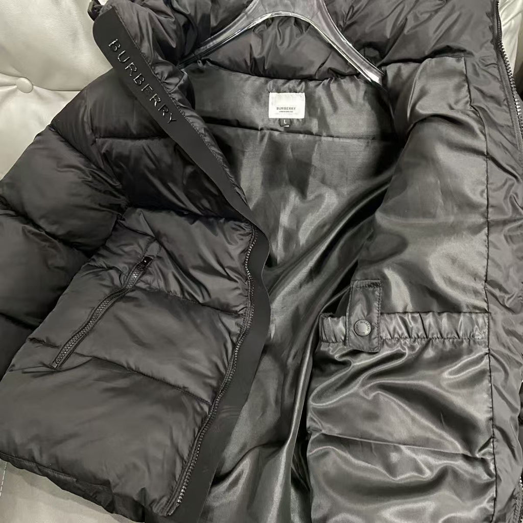 BURBERRY Down jacket