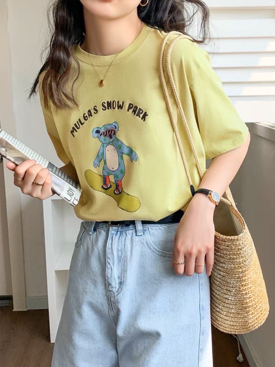 Women's  Bargain price short sleeved shirt