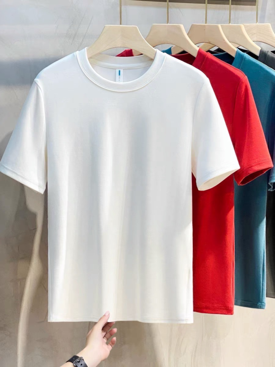 Men's or Women's Custom-made round-neck T-shirt