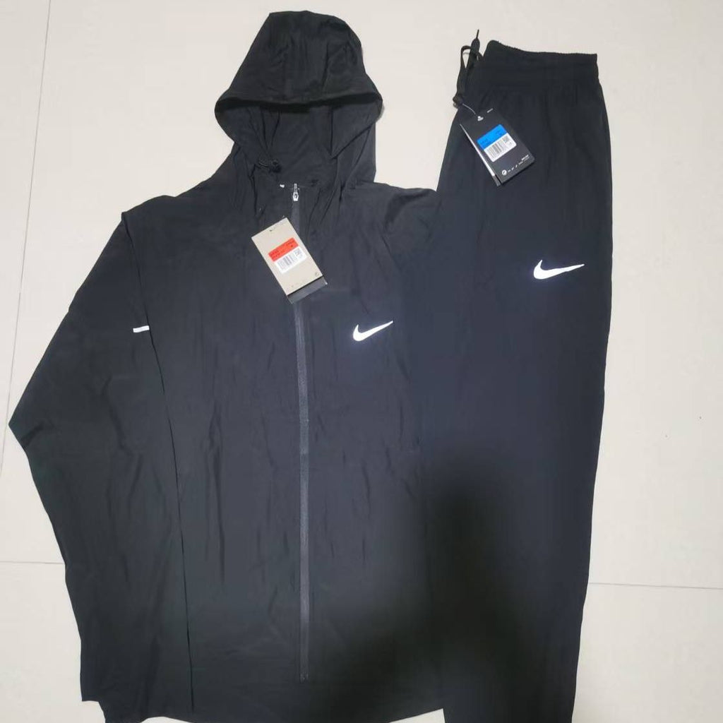 Quick-drying sportswear suit