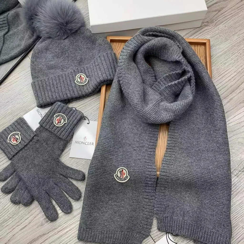 Moncle Winter suite
